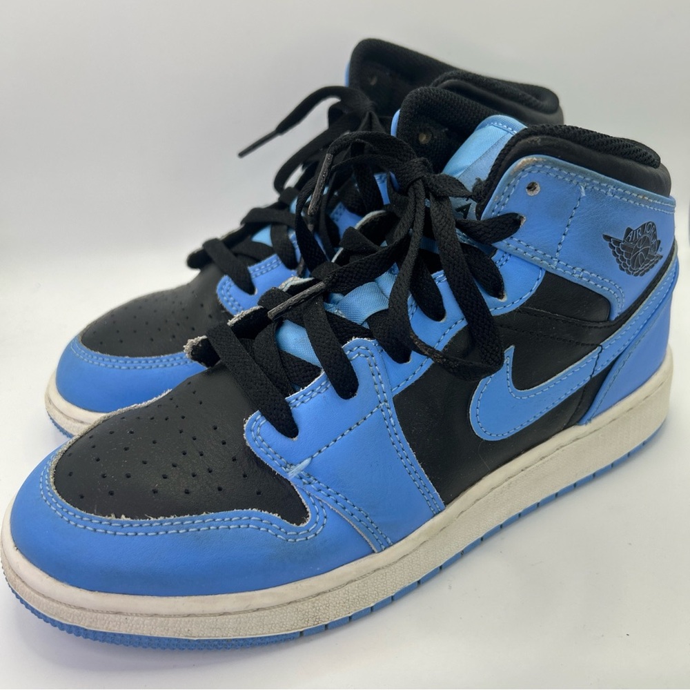 Nike Air Jordan 1 Mid University Blue Black DQ8423-401 Size 5Y 6.5W